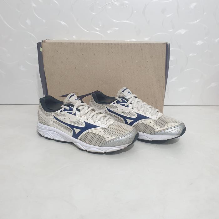 Sepatu MIZUNO JEPANG Size 33 sd 34 sd 35 - Original 100% Second