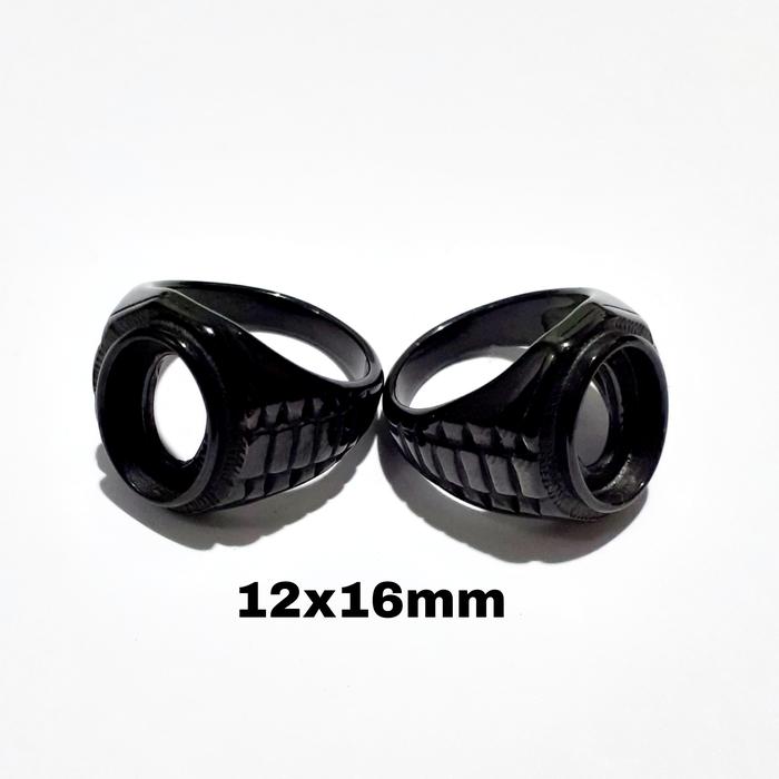 Cincin Ring Titanium Hitam