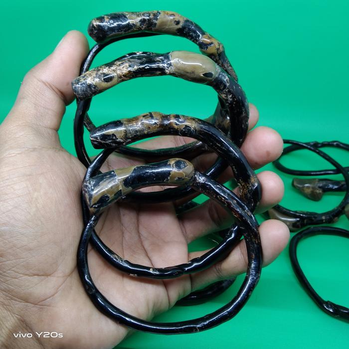 GELANG AKAR BAHAR HITAM BONGGOL ASLI  Bahar hitam bonggol unik