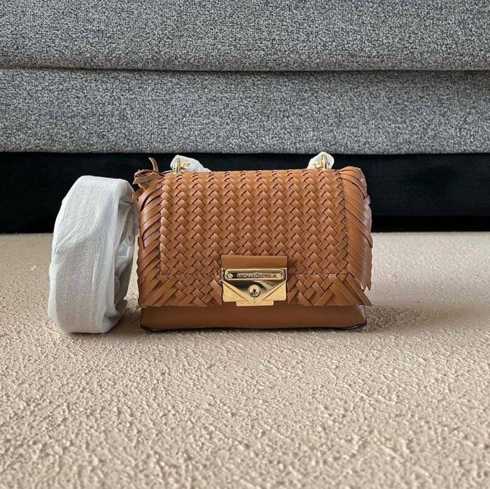 MK Cece XS Chain Crossbody - Luggage - db ori - 18 x 14 cm