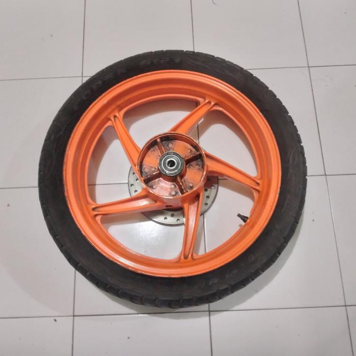 velg pelek belakang Honda cbr 150 k45 . cbr 150 cbu thailand fi original Hitam