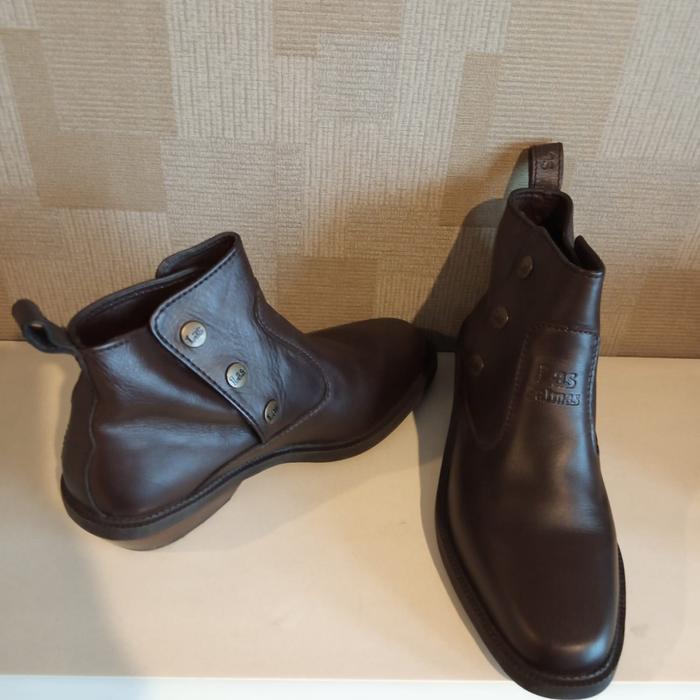 Las Palmas Sepatu Kulit / Sepatu Boots Size 6 (39), Warna Cokelat Tua