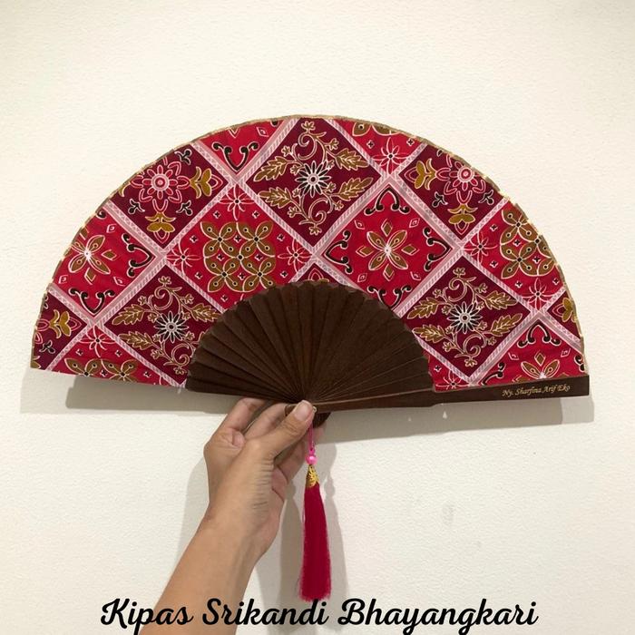 Seragam Bhayangkari