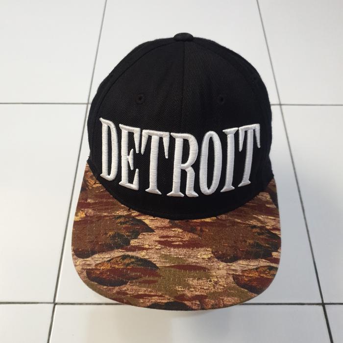 Topi Snapback MLB Detroit Original Vintage Camouflage Cap