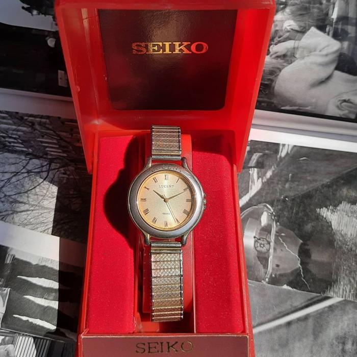 JAM TANGAN SEIKO LUCENT