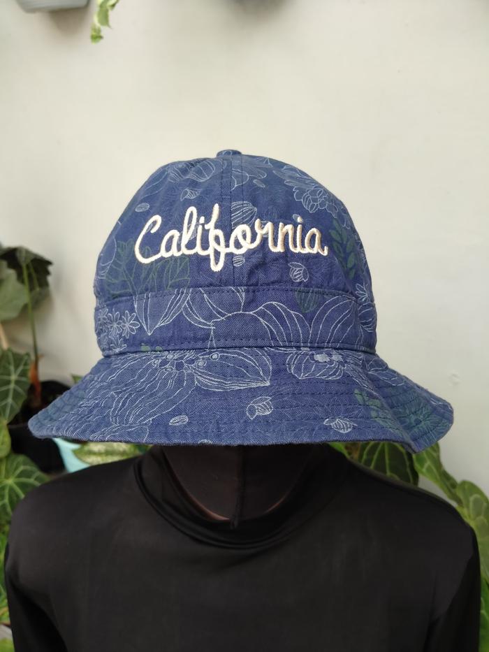 Topi Bucket WHO A.U California EJ749 Cap Hat Thrift second preloved