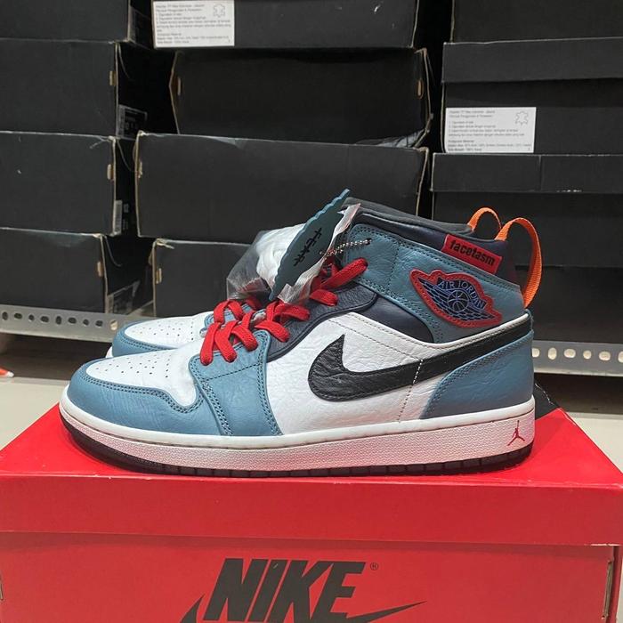 AIR JORDAN 1 MID FACETASM 100% AUTHENTIC 100%