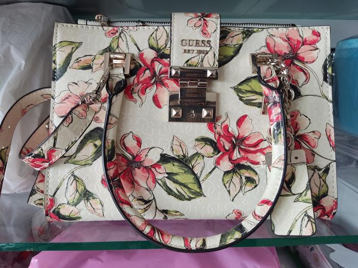 Tas Guess Preloved