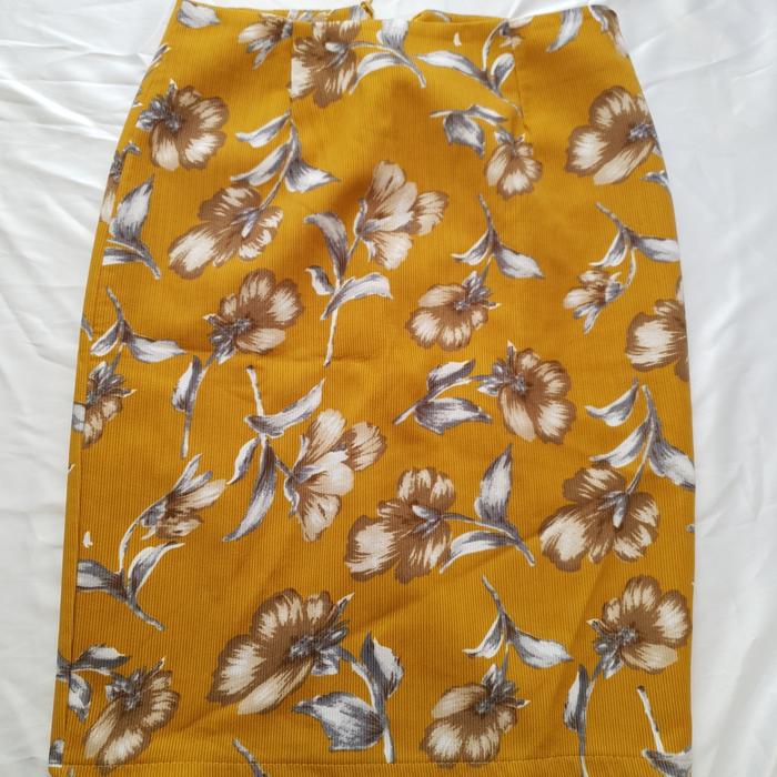 Rok Korean Floral - Preloved
