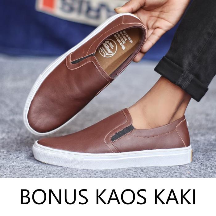 Sepatu Slip On Pria Loafers Formal Casual Cevany Mori Kulit Asli Coklt