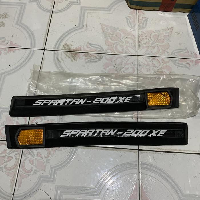 Body trim spartan 200 xe