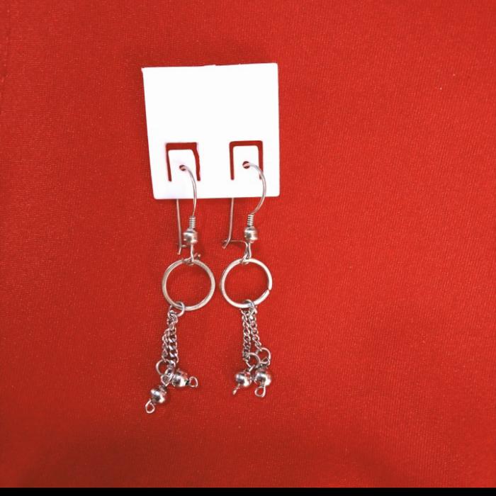 anting baja putih panjang
