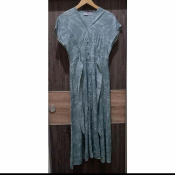 dress full kancing by Malene beauty