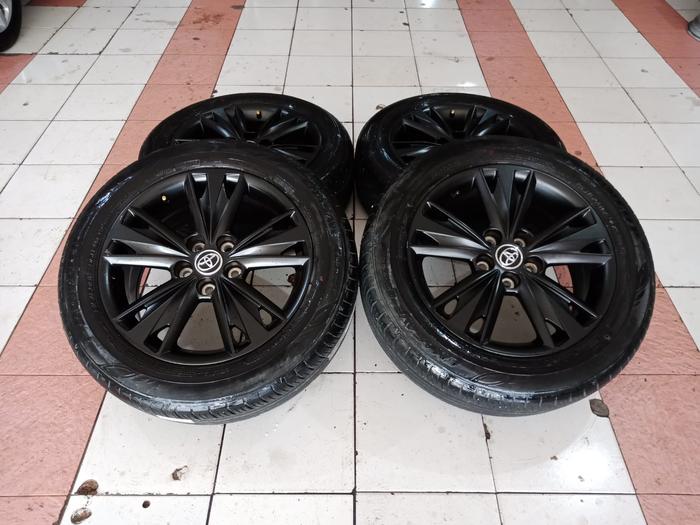 Velg Second Rep. Venturer Ring 17 Pcd 5x114.3 Plus Ban Dunlop