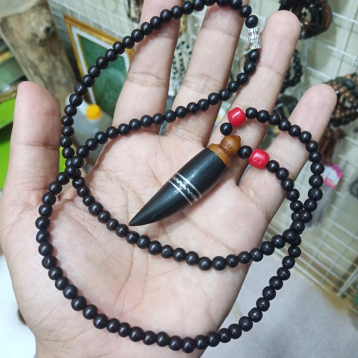 kalung cemeti ali