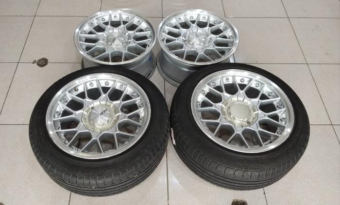 Velg Mobil Bekas Racing Formula Belang Celong Ring 15 Pcd 4x100/114
