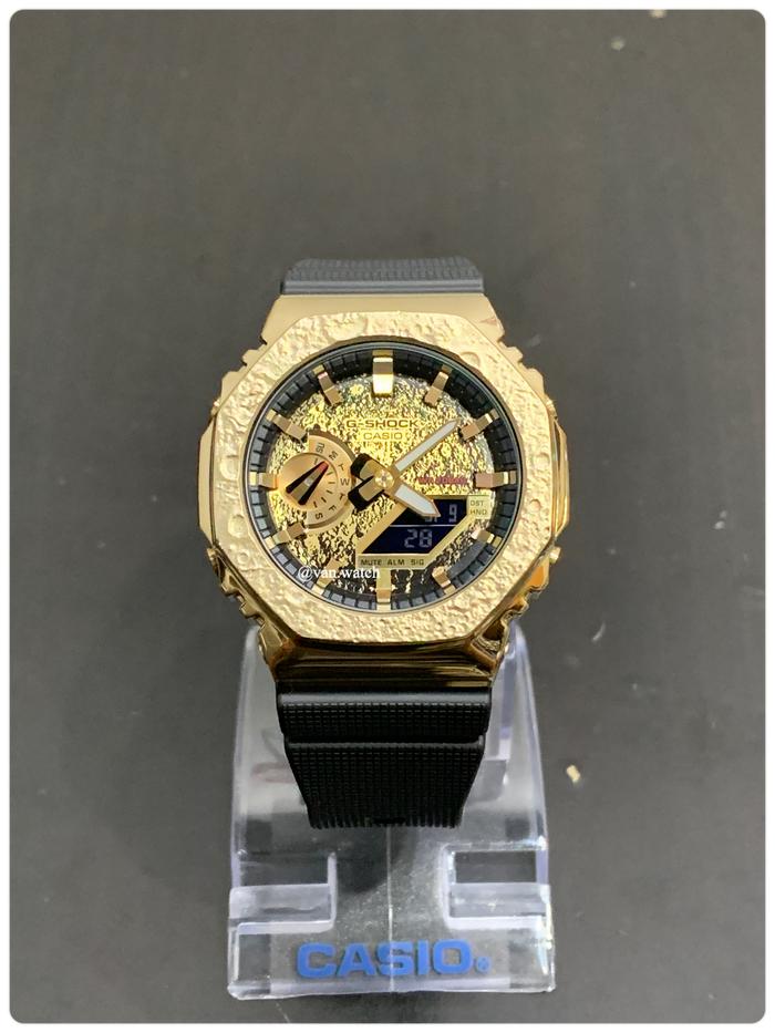 Casio Gshock GM 2100MG-1ADR / GM2100MG-1A The Moon Limited Edition