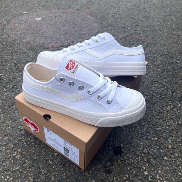 SEPATU VENTELA PUBLIC WHITE LOW VANTELA PUBLIC PUTIH VENTELLA PUBLIC