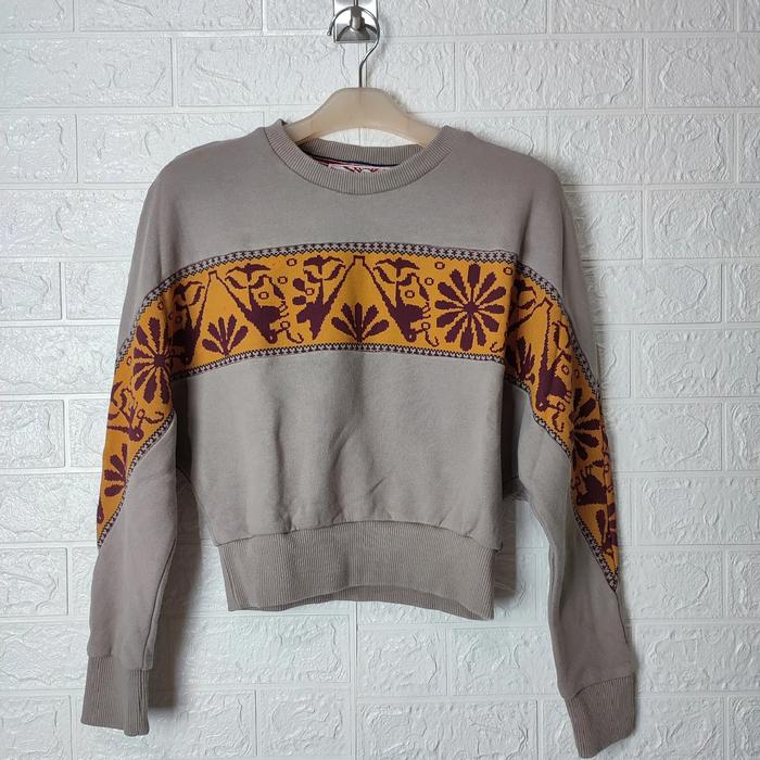 Sweater Thrift Crop Top