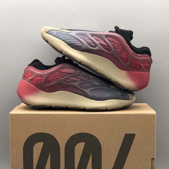 Adidas Yeezy Boost 700 V3 "Fade Carbon" Original BNIBWT