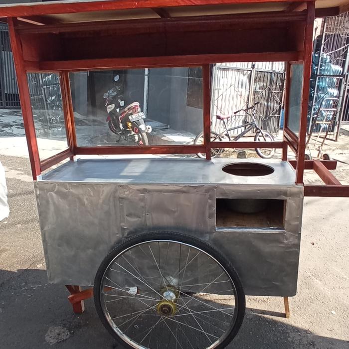 gerobak dorong kayu
