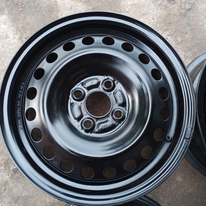 velg kaleng r15