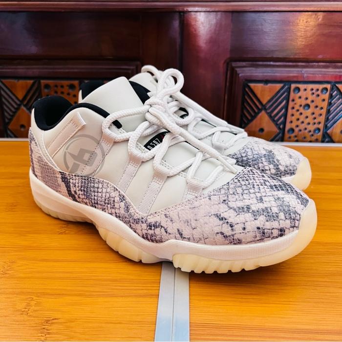 Nike Air Jordan 11 Retro Low Snake Light Bone
