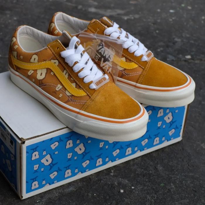 Vans Oldskool Og x Undefeated Buckthorn Brown