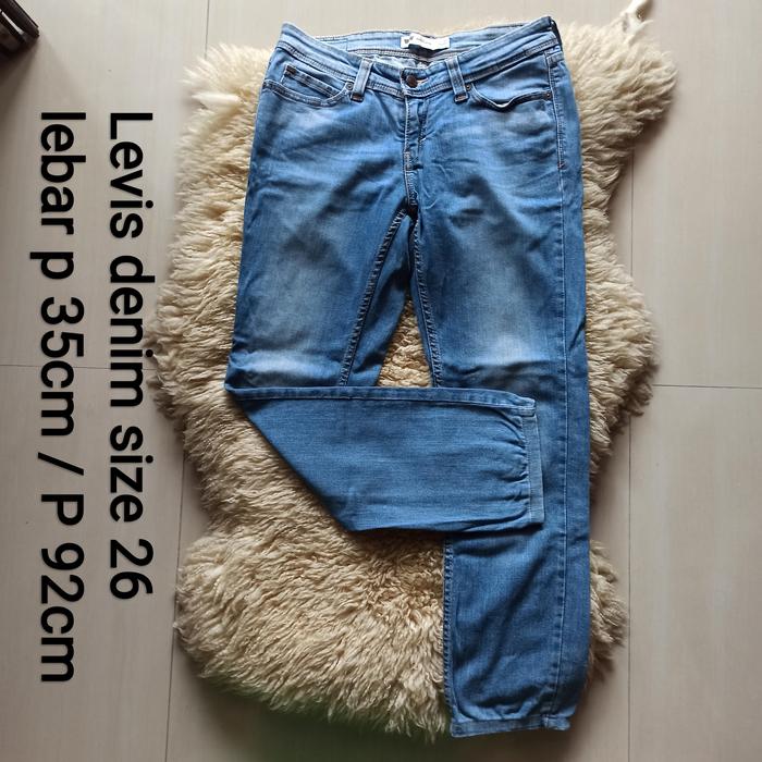 Levis jeans denim preloved wanita / pria / remaja size 26