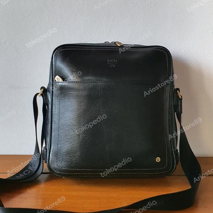Tas MCM Man Sling Bag Authentic