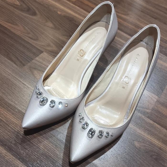 BNIB SACHLIRENE SHOES MICHIE SIZE 36 NUDE BRAND NEW