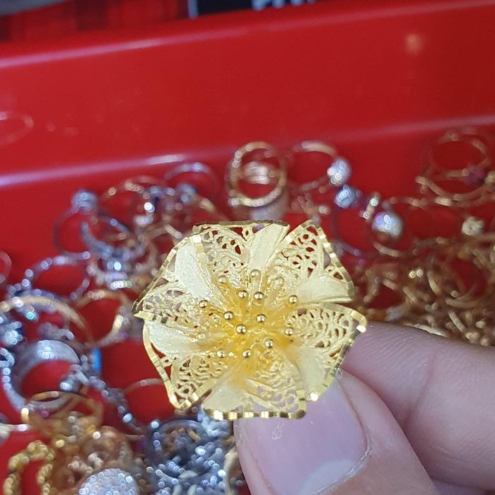 cincin kembang kendari emas serut