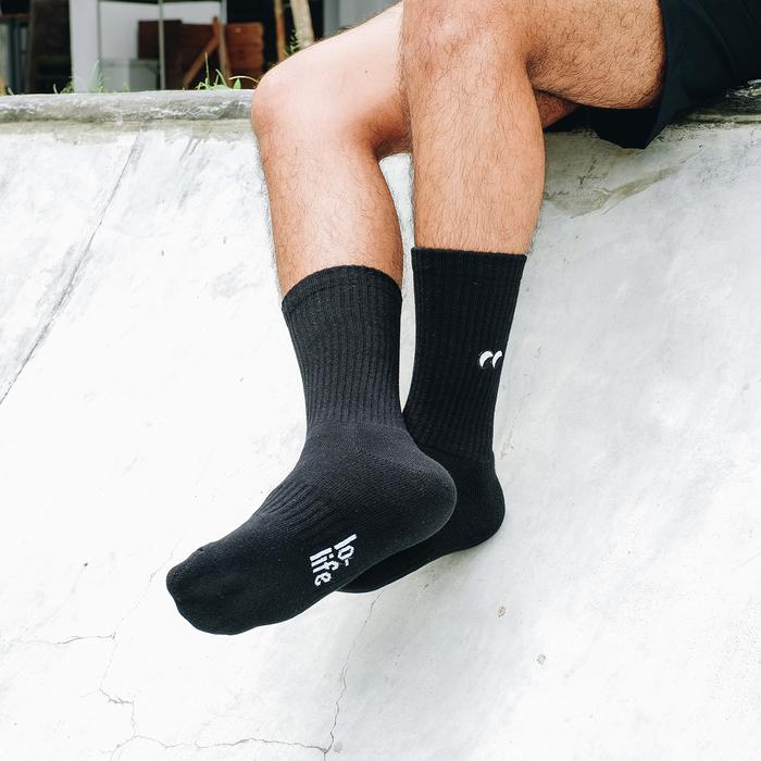 UNKL347 Kaos Kaki Hitam Bahan Simpel Motif Minimalis LOLF