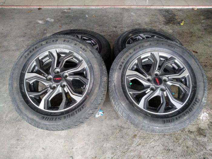 Velg Mobil Seken Ring 16 STD RUSH TRD R16X6,5 Baut 5 BAN 235 60 R16
