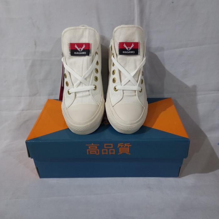 Sepatu casual sneakers HAGAMO ORIGINAL GALAXY LOW WHITE OFF