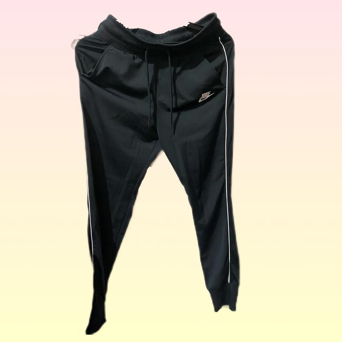[PRELOVED] Nike Jogger Celana Panjang Pants Laki Cewek Ori Hitam