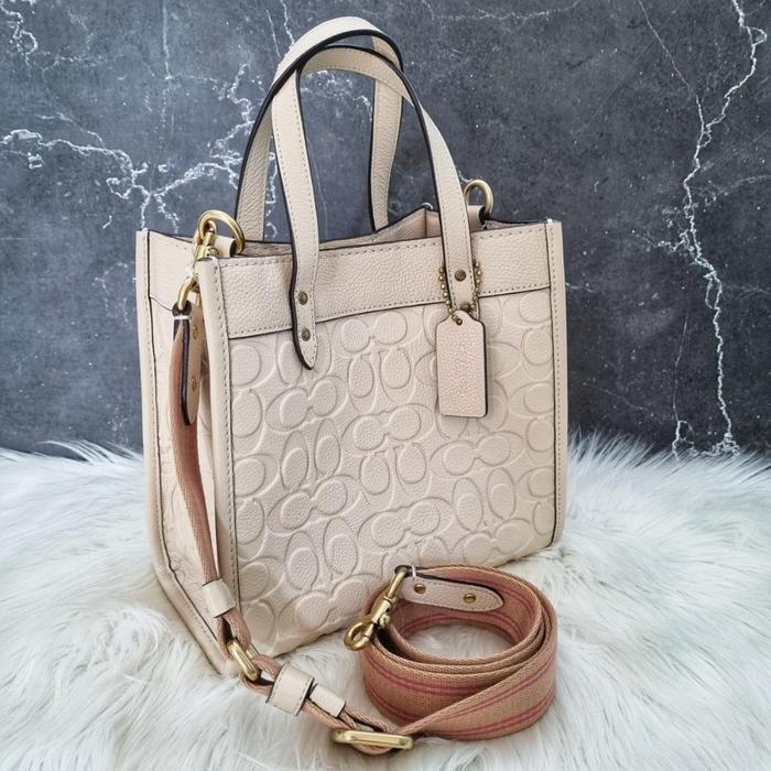 Coach Field Tote Embossed 22 Bag