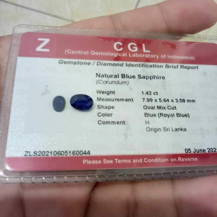 natural royal blue sapphire srilanka + memo cgl