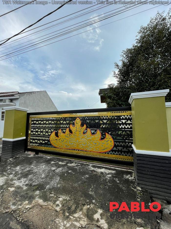 Pagar Laser Cutting Motif Kostum
