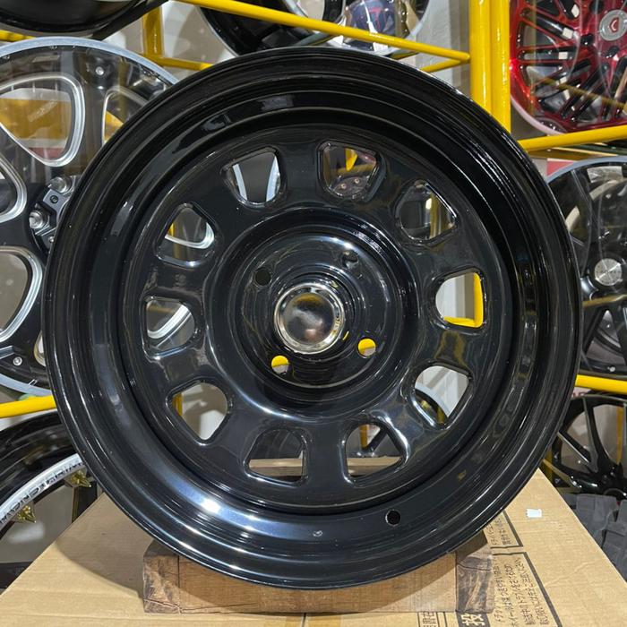 velg daytona r15 x 7 pcd 4 x 114 et 0 kaleng 15