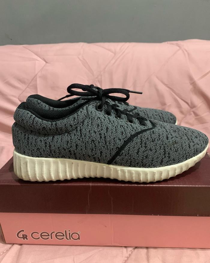 Cerelia Sneakers Grey size 37