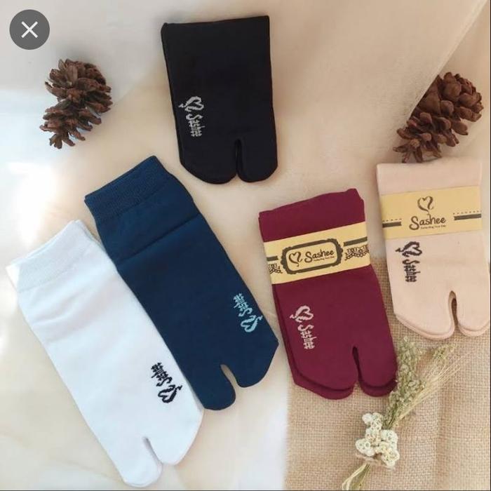 Kaos Kaki Muslimah Bordir Komputer Custom Logo