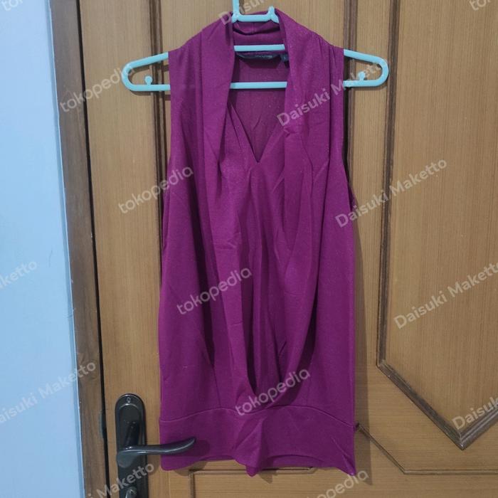 Sleeveless blouse Invio (preloved)