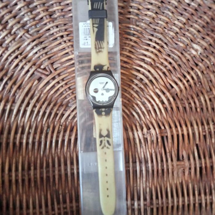 swatch 007 jam
