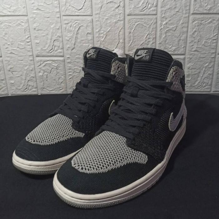 Air Jordan 1 High Flyknit Shadow US 9.5 // EUR 43 Authentic 100%