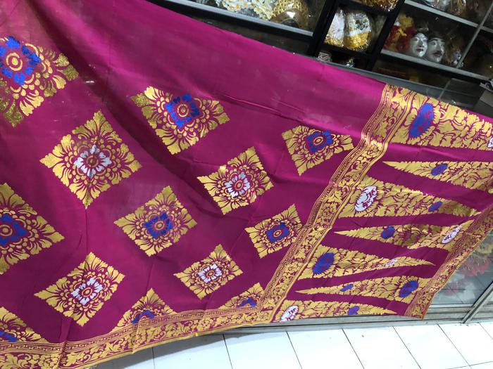 Kain Prada Metris Tari Margapati / Kamen Endek khas Bali