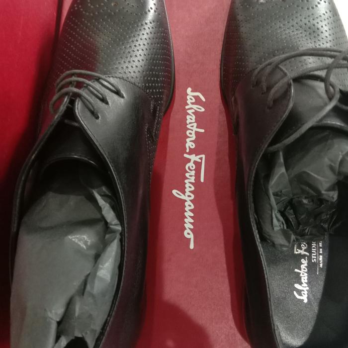 FERRAGAMO 8.5 D Sepatu Pria, Original Made in Italy.