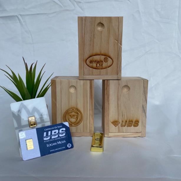 Kotak Emas LM Antam UBS Mini Gold Pine Wood