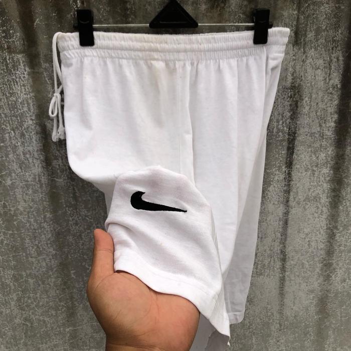 celana pendek nike vintage mini swoosh