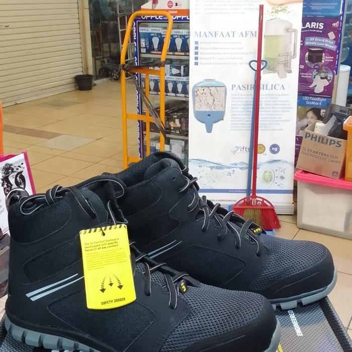 Jogger Safety Shoes/ Sepatu Safety Jogger Absolute Hitam/Black Jogger
